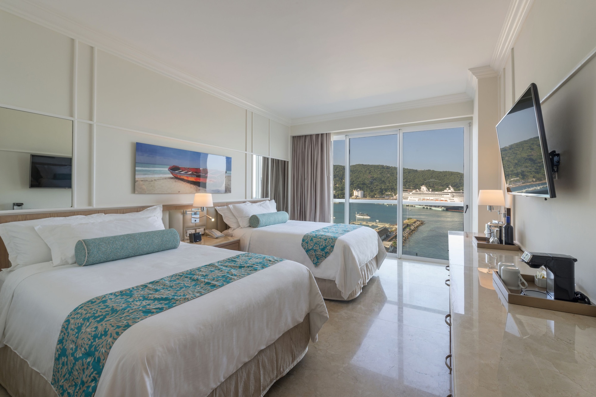 SUPERIOR, DELUXE, OCEAN VIEW, BALCONY