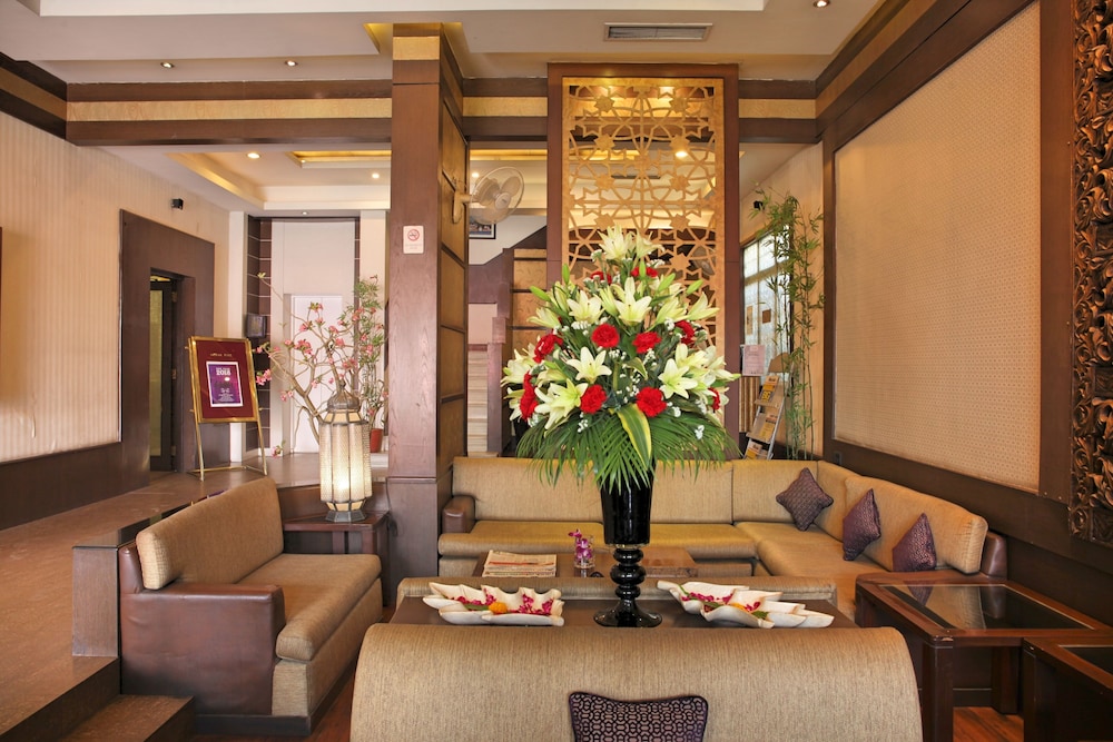 HOTEL SURYA ROYAL 24/41