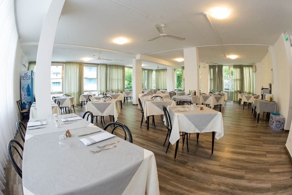 Hotel Carmen 40/50