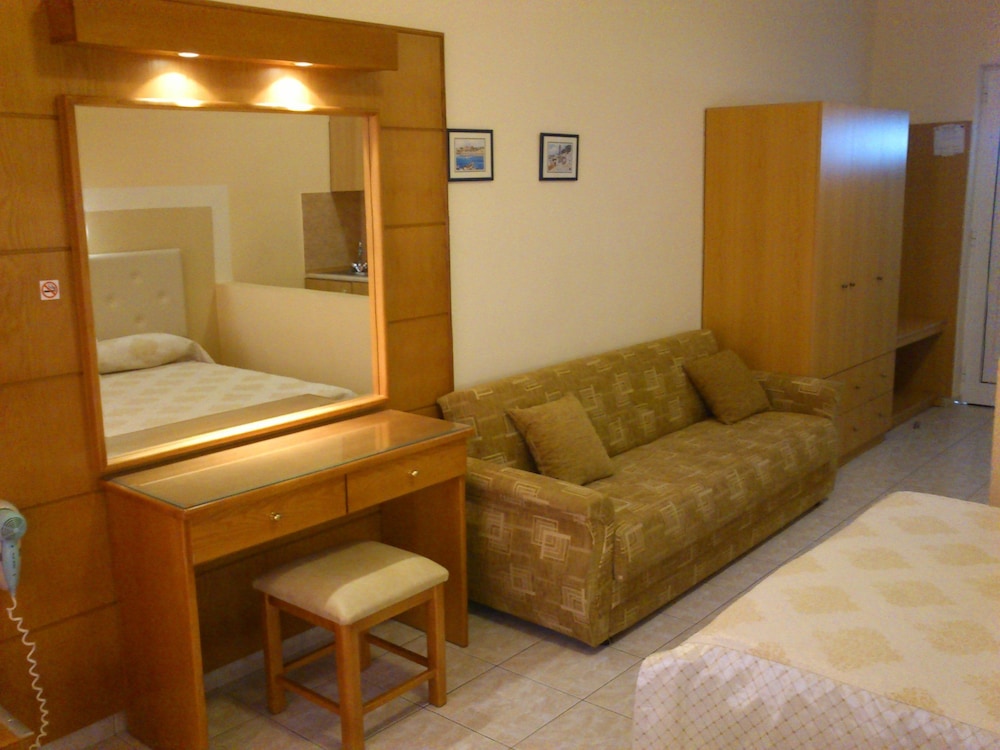 Summer Memories Hotel Apartments 14/38