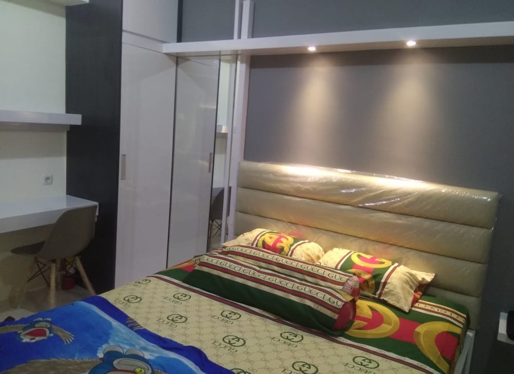 apartment gunawangsa merr by rava