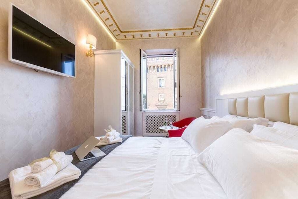 B&B Luxury Piazza Venezia 10/50