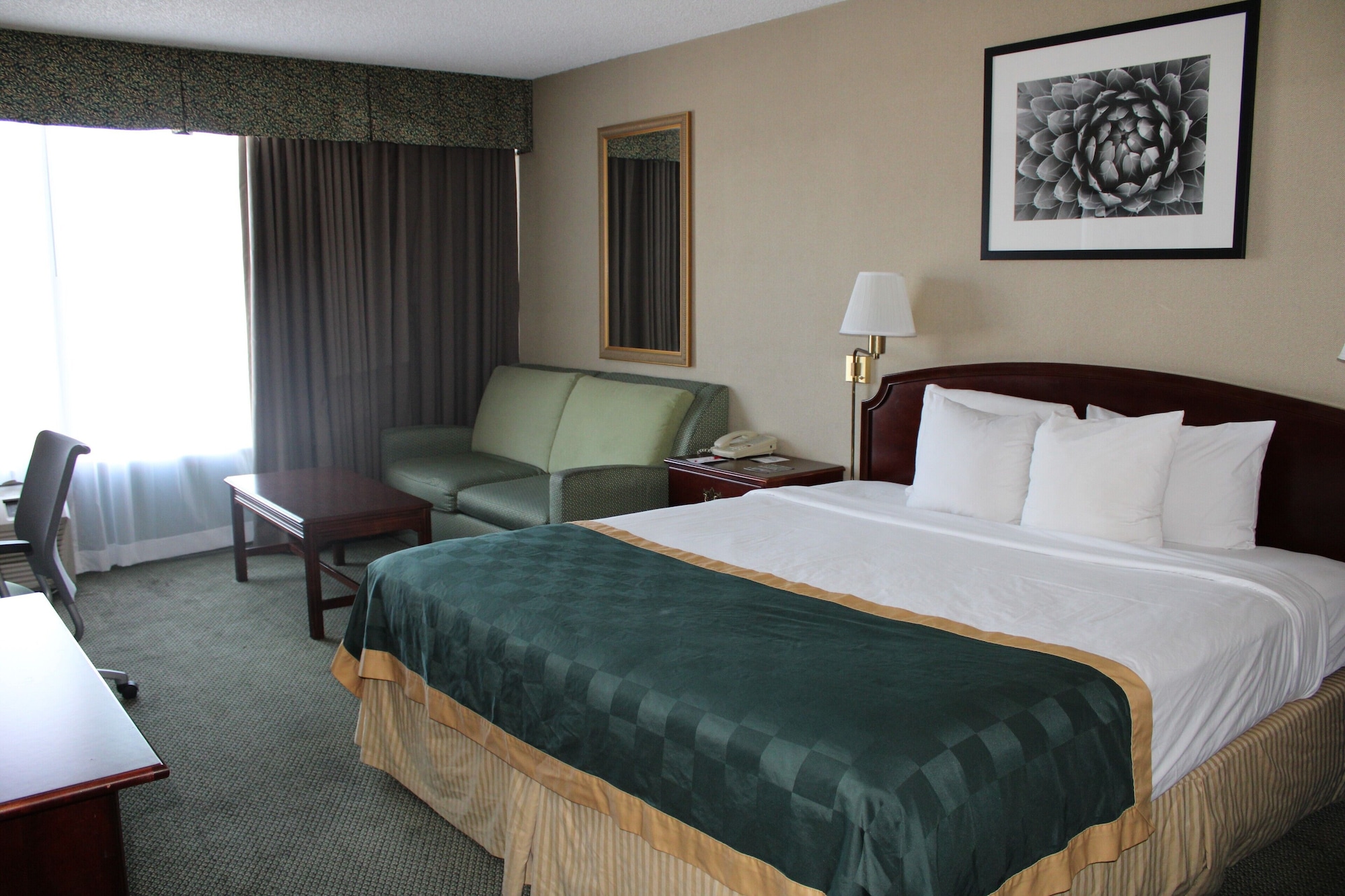 جناح استوديو بسرير كينج، Ramada By Wyndham Reno Hotel And Casino 2/3