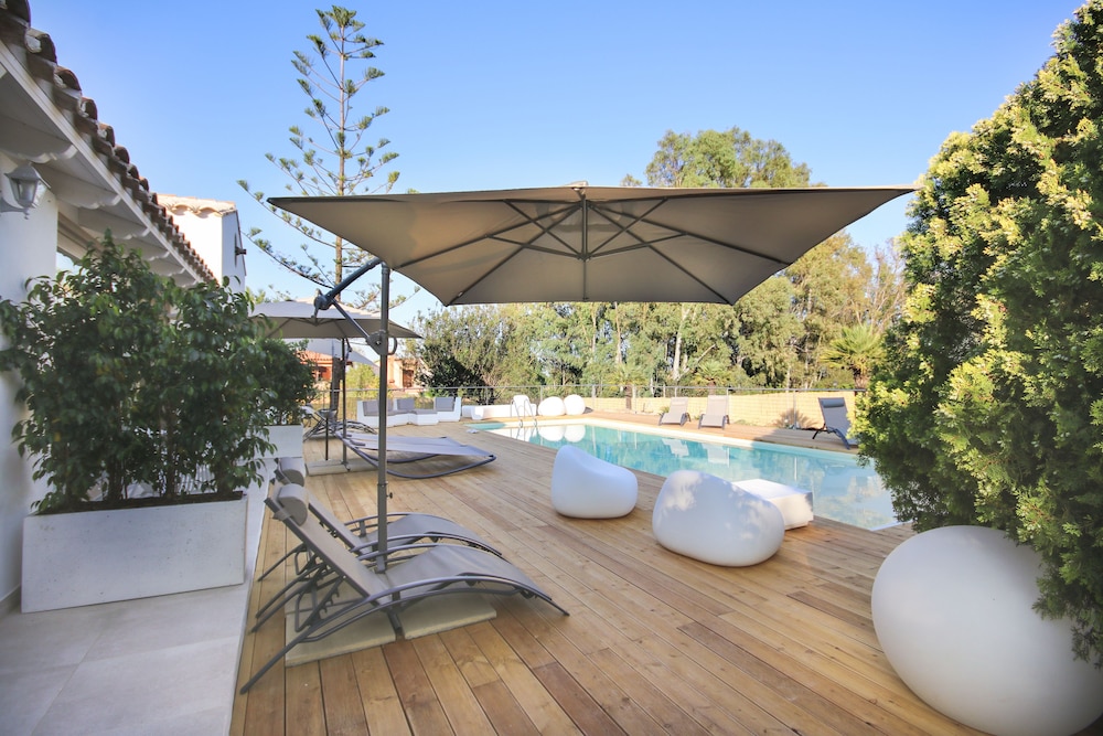 Eliantos Hotel 40/62