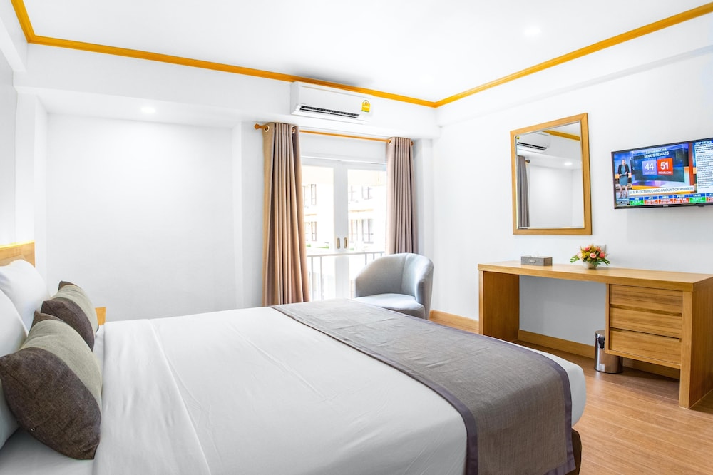 The Beverly Hotel Pattaya 21/78