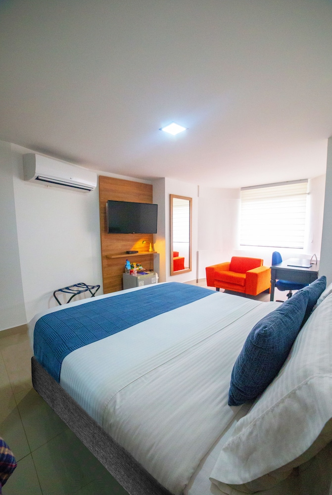Azor Hotel Cali Versalles Ex Vizcaya Real 17/69