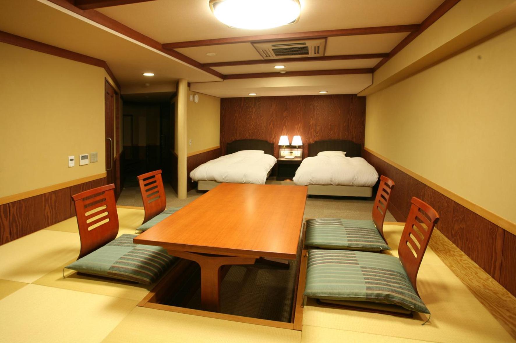 Deluxe, Mountain View, Tatami, East Wing، Fuji Lake Hotel 5/7