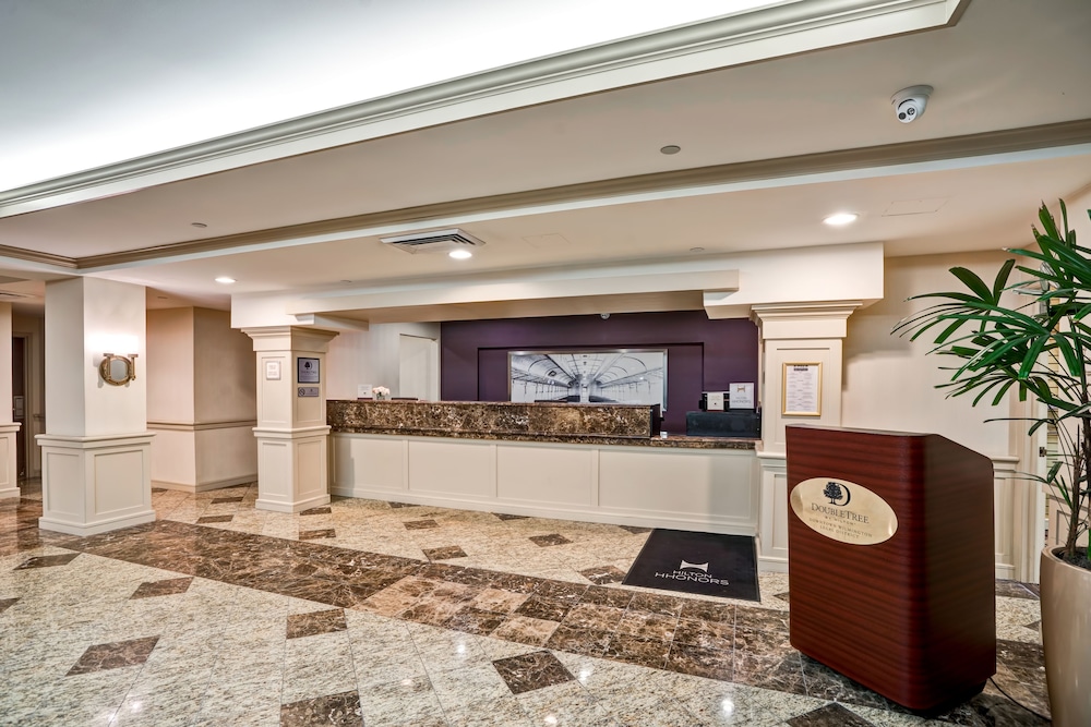 Doubletree Hotel Downtown Wilmington Legal 8/60