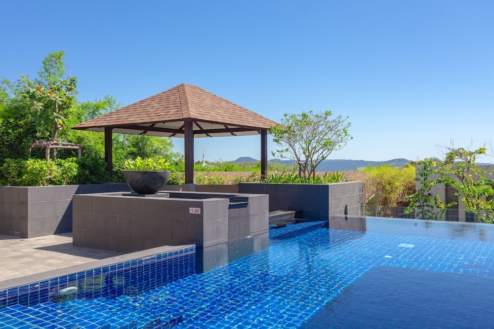 CASABAY Luxury Pool Villas 37/42