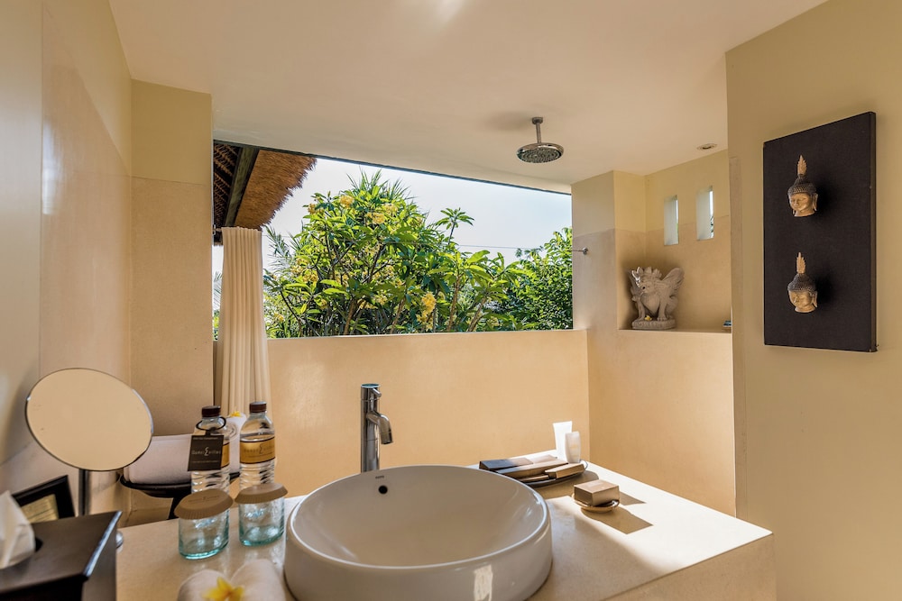 Qunci Villas Resort 64/65