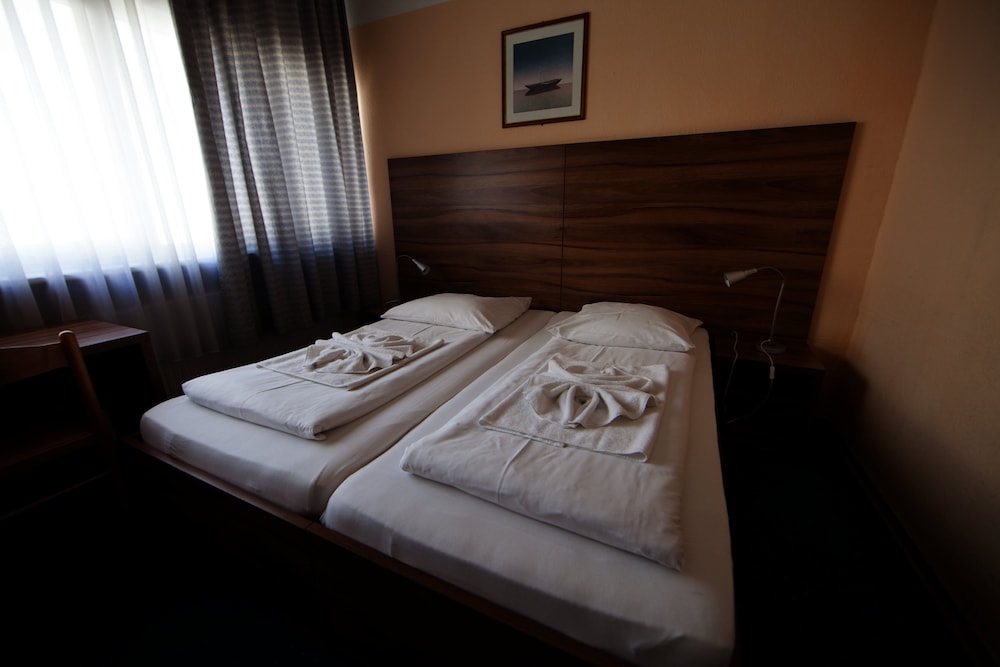 ALPER AM POTSDAMER PLATZ HOTEL 8/31