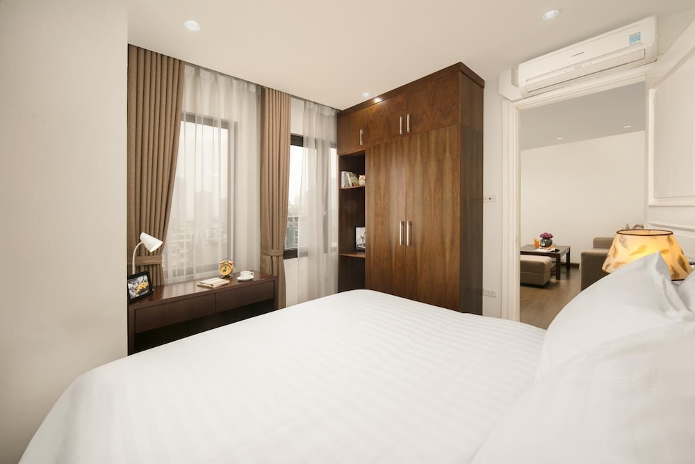 DELUXE, APARTMENT