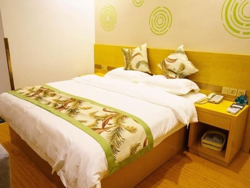 Room at GreenTree Inn Suzhou Mudu Lingyan Mountain Ganglong City Hotel, SUZHOU