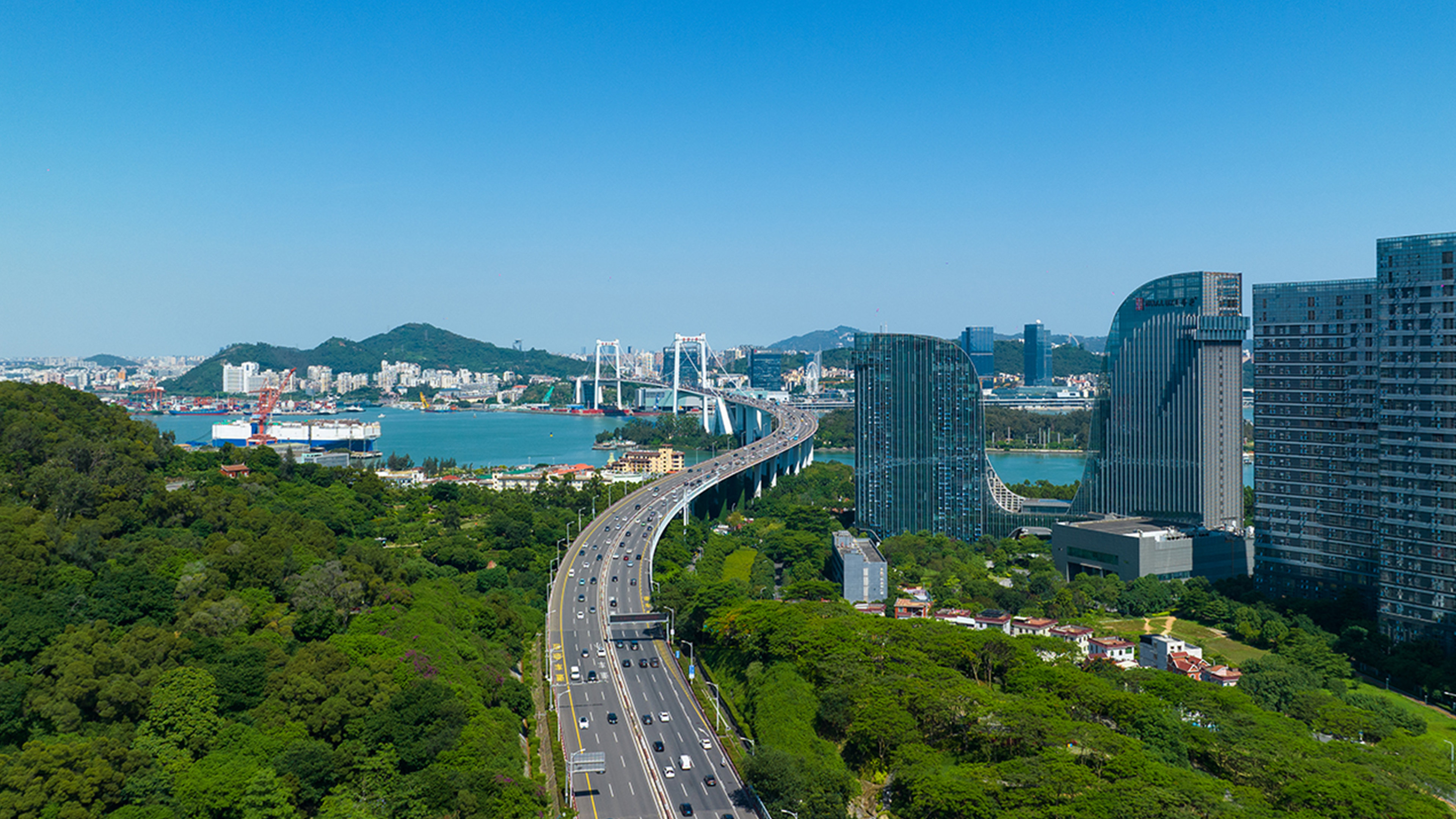 Hualuxe Hotels Resorts Xiamen Haicang 48/50