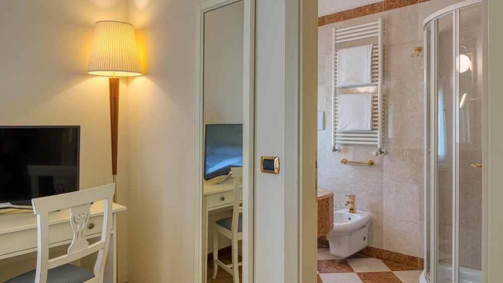 Hotel Villa Galeazzi 49/75