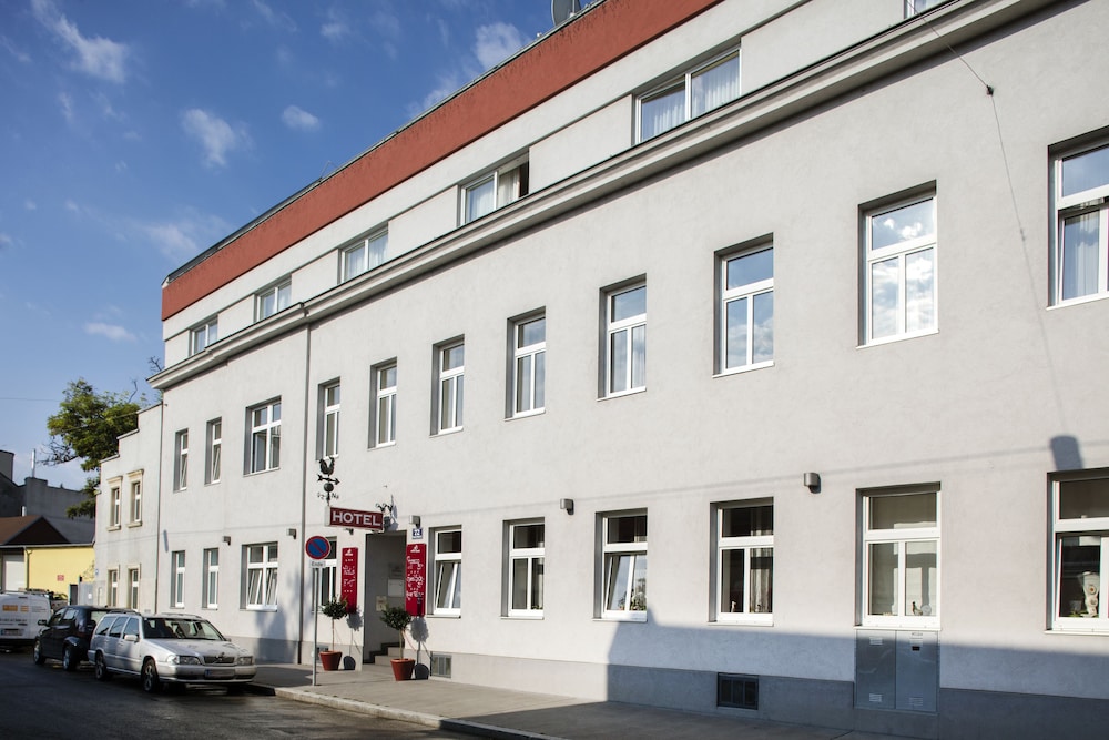 Hotel Hahn 41/43
