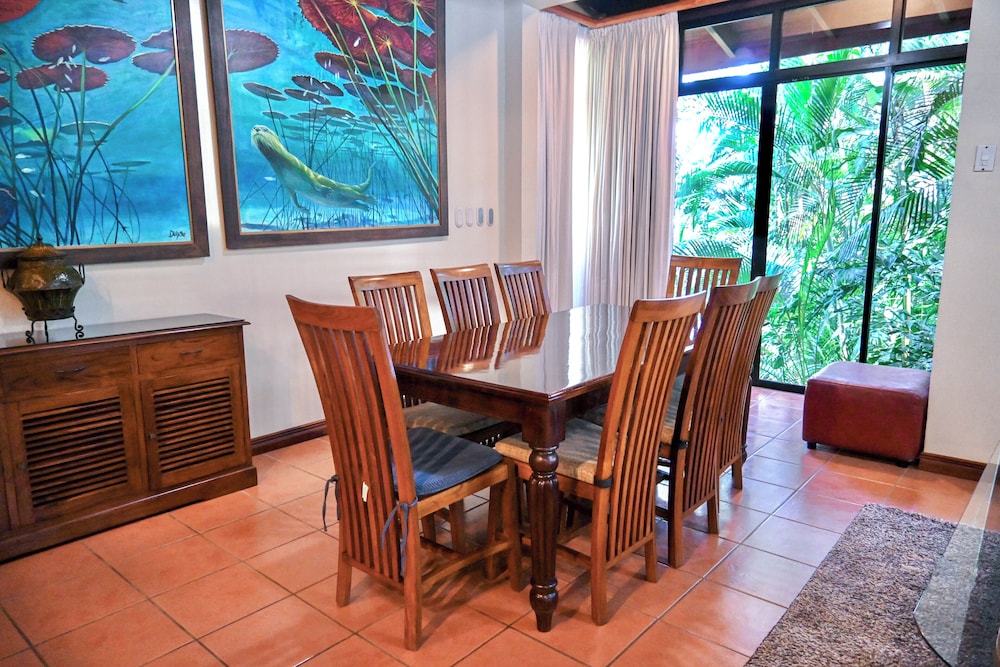 Hotel Villas Lirio 34/48