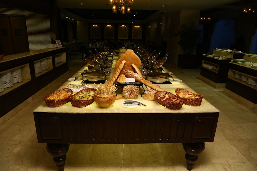 Radisson Blu Udaipur Palace Resort And Spa 58/74