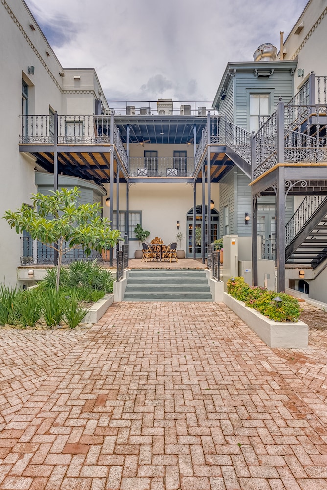 Bellwether House 41/50