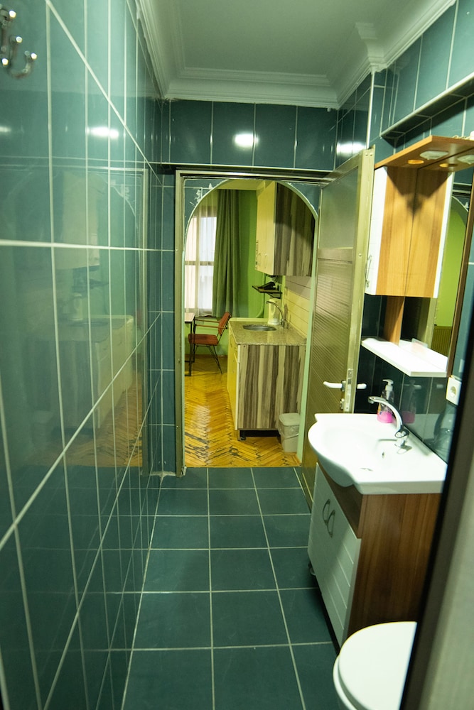 Yolohostel 44/46