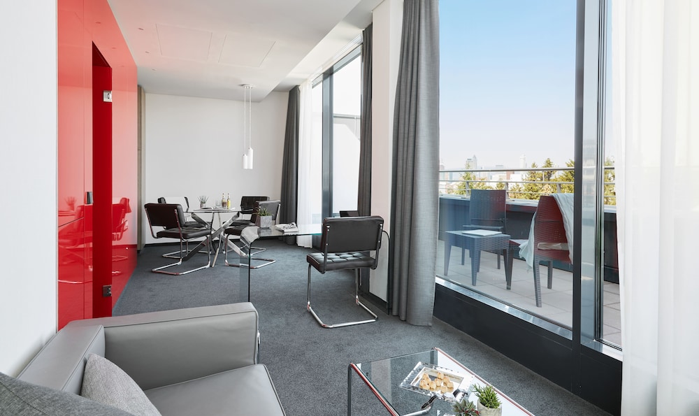 Derag Livinghotel Frankfurt 24/36