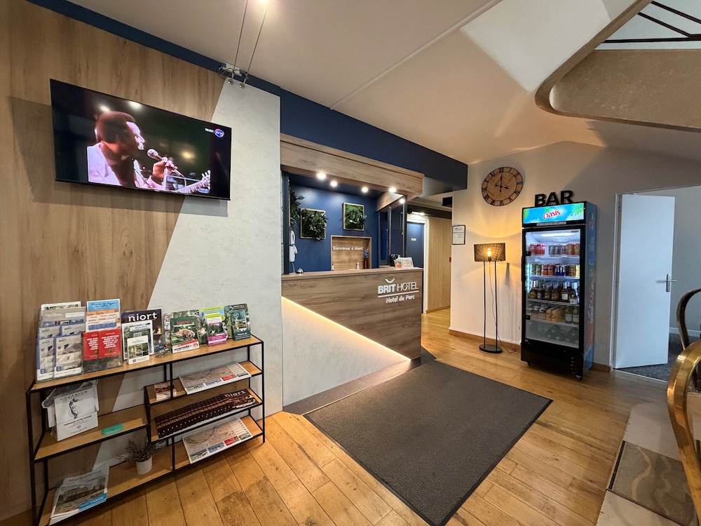 P Tit Dej Hotel Niort 3/58
