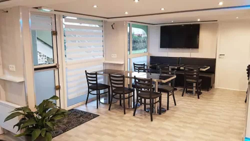 Fasthotel Roissy Saint Witz 35/50