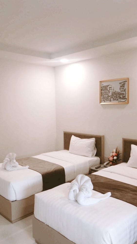 iCare Residence & Hotel 25/41