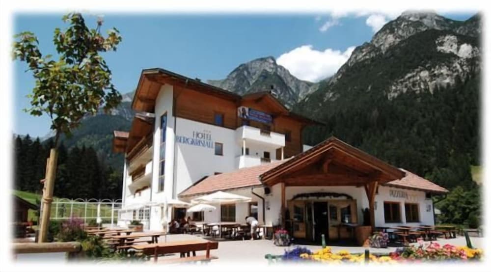 Hotel Bergkristall 7/50