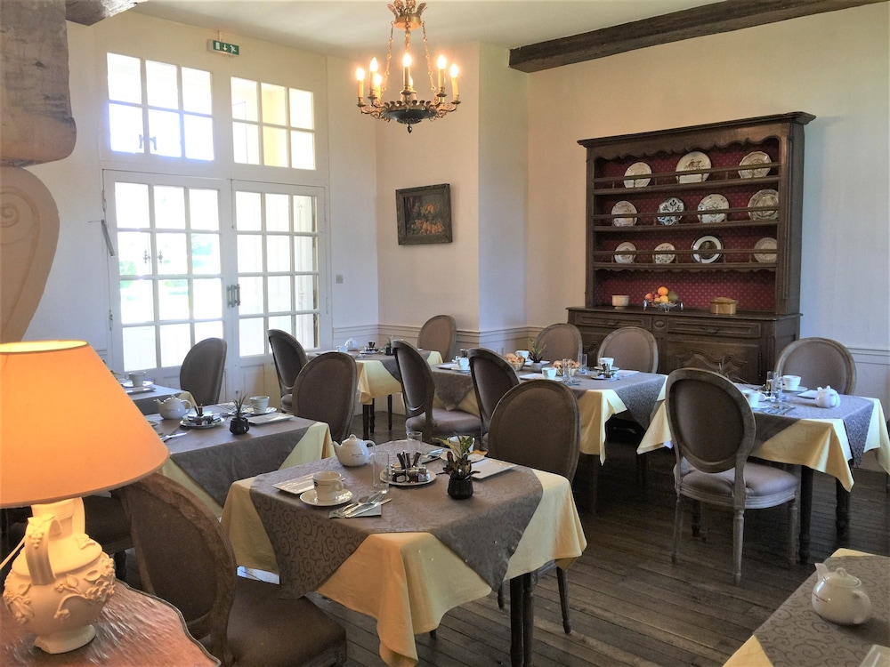 CHATEAU DE LA COTE 38/50