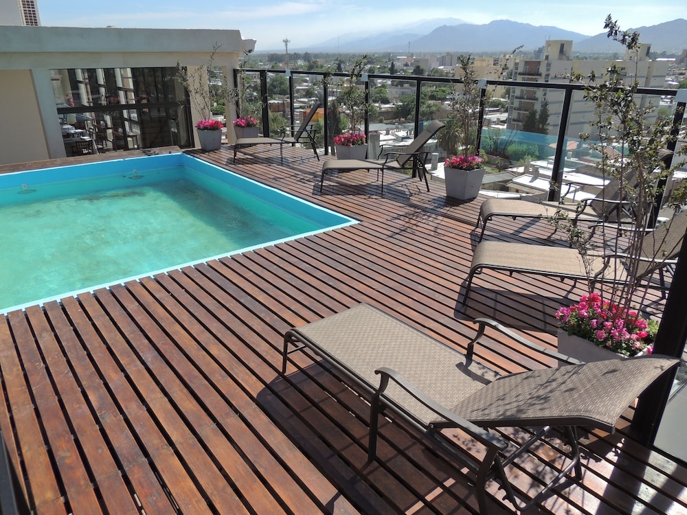 Premium Tower Suites San Luis 57/60