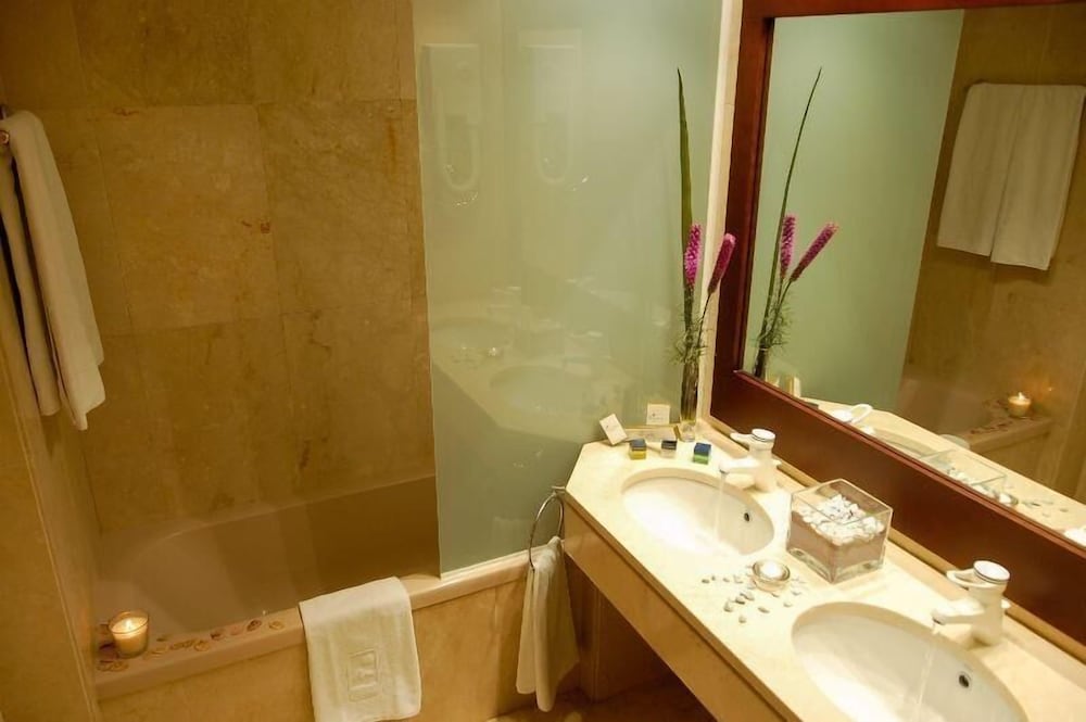 Mediterraneo Sitges Hotel Apartments 46/50