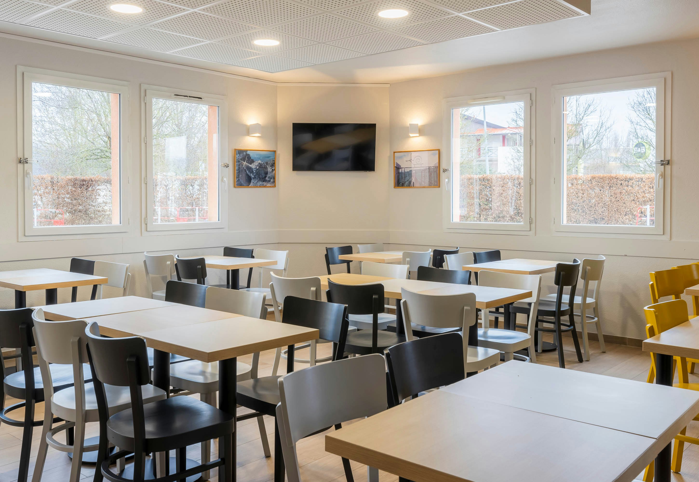 B&B HOTEL Auxerre Moneteau 44/50