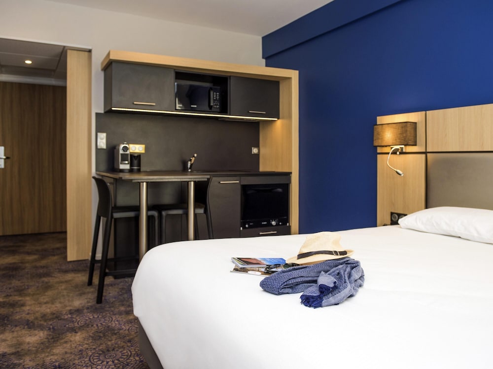 Mercure Rodez Cathedrale 13/50