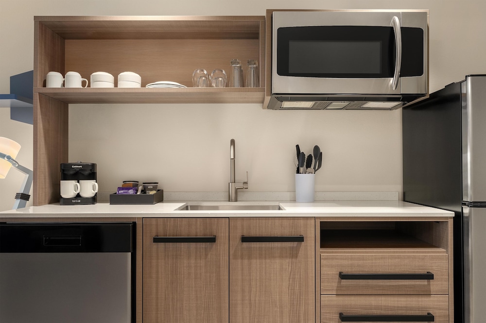 Home2 Suites by Hilton Hazleton 43/43