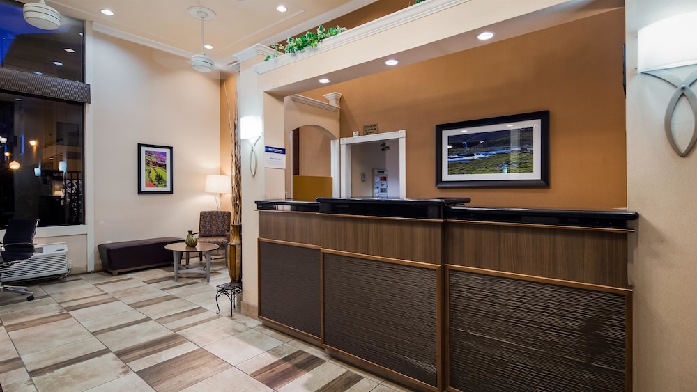 Best Western Plus Inn Of Hayward 7/40