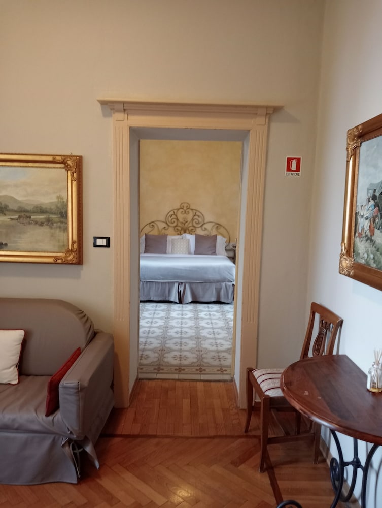 Villa Maria Au Lac 67/72