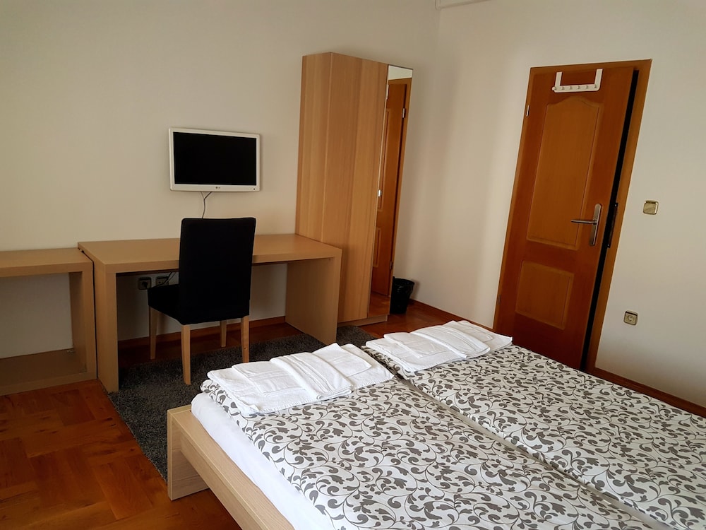Guesthouse Stari Tisler 7/62