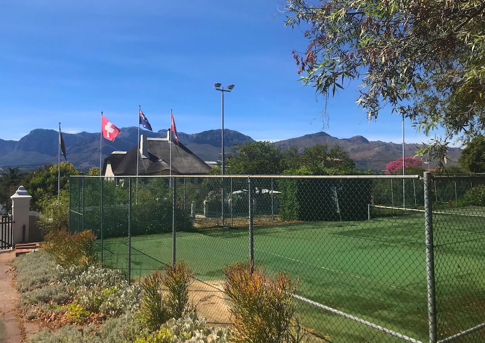 Grande Roche Hotel 40/76