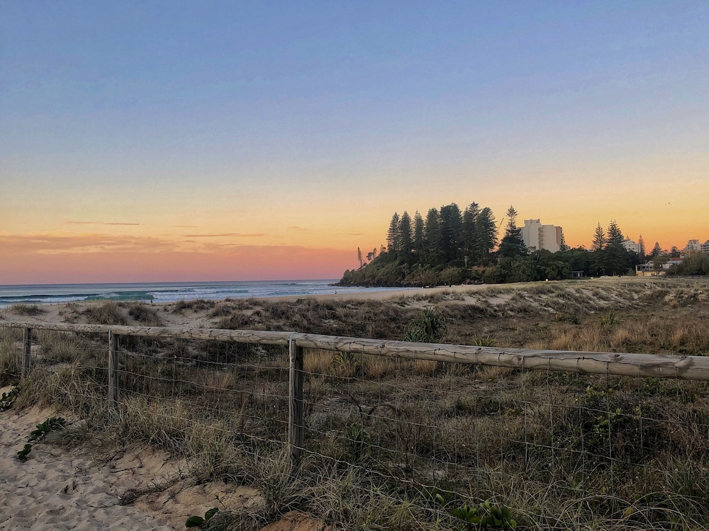 Greenmount Beach Resort 52/62