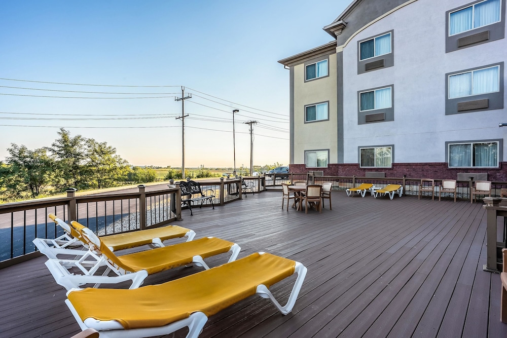 Quality Inn & Suites Hannibal West 38/40