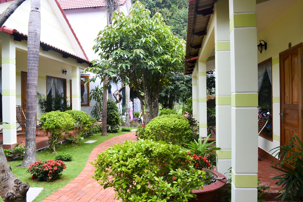 Ngoc Viet Bungalow 37/42