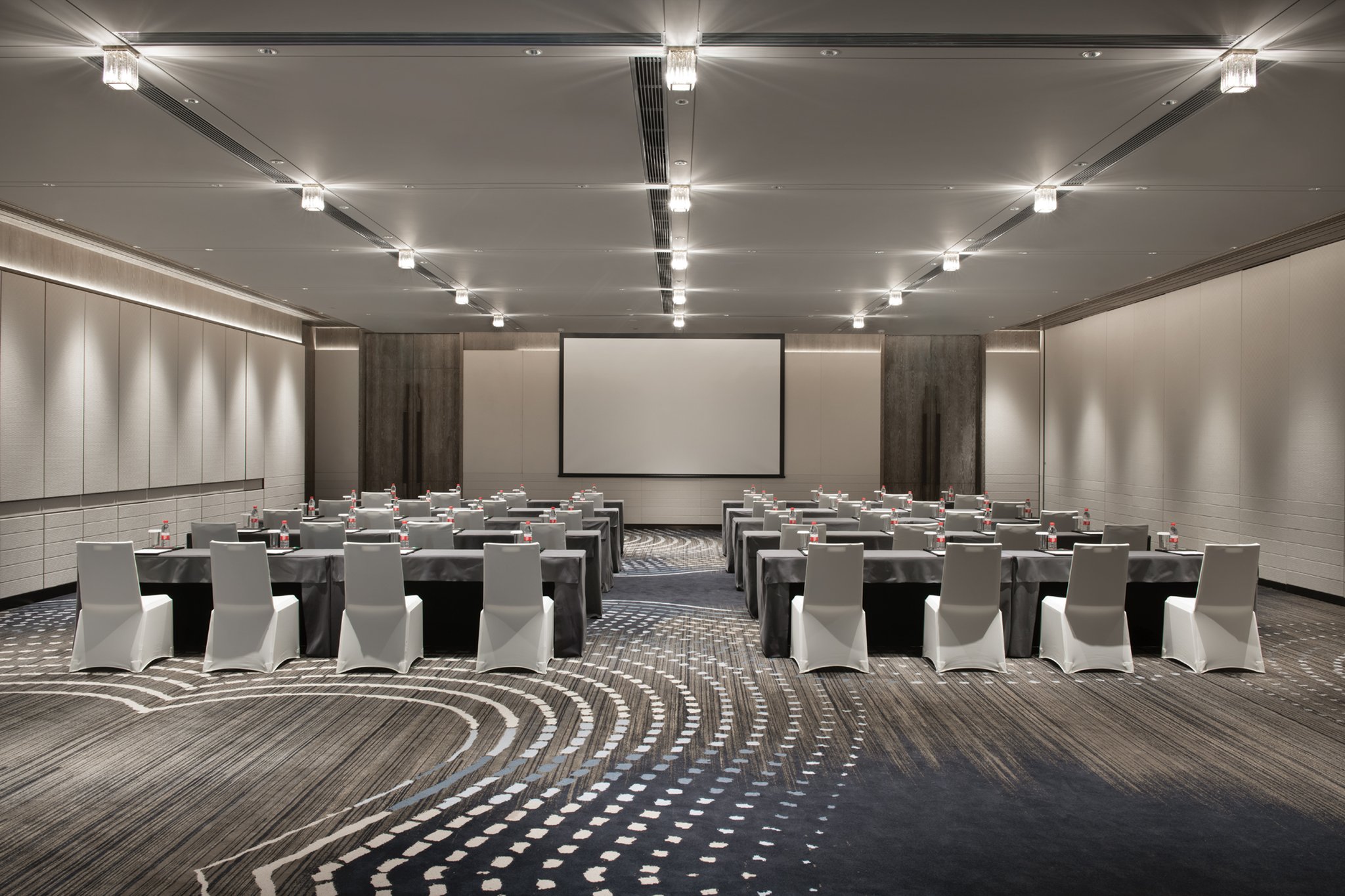 CROWNE PLAZA WUHAN OPTICS VALLEY 60/72