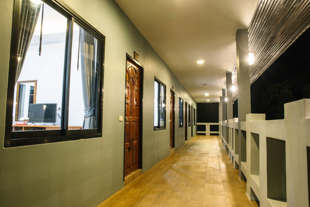 Baan Chankaew Hotel 51/68