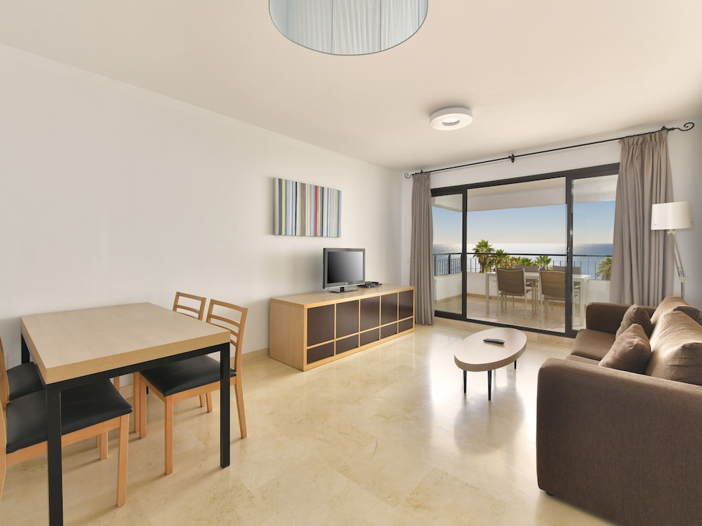 Olee Nerja Holiday Rentals By Fuerte Group 12/30
