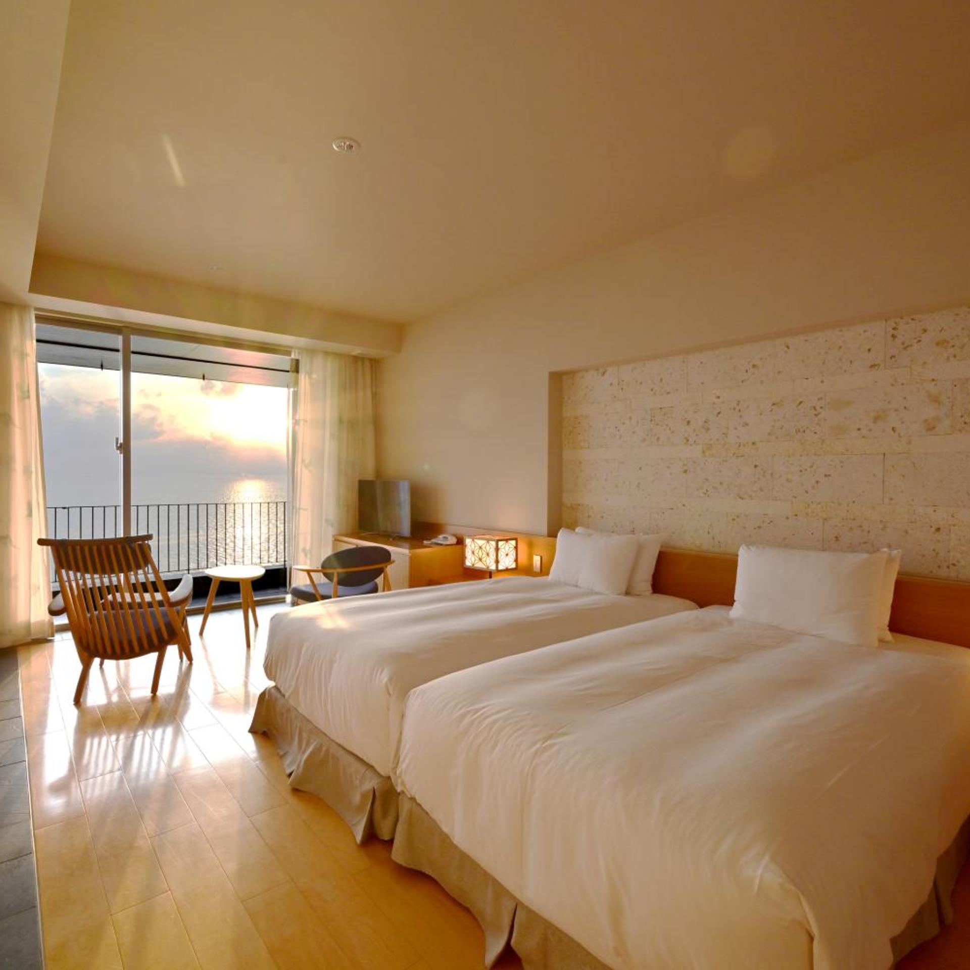 غرفة بريميوم بسريرين منفصلين بإطلالة على البحر في الملحق، Ishigaki Island Beach Hotel Sunshine 2/10