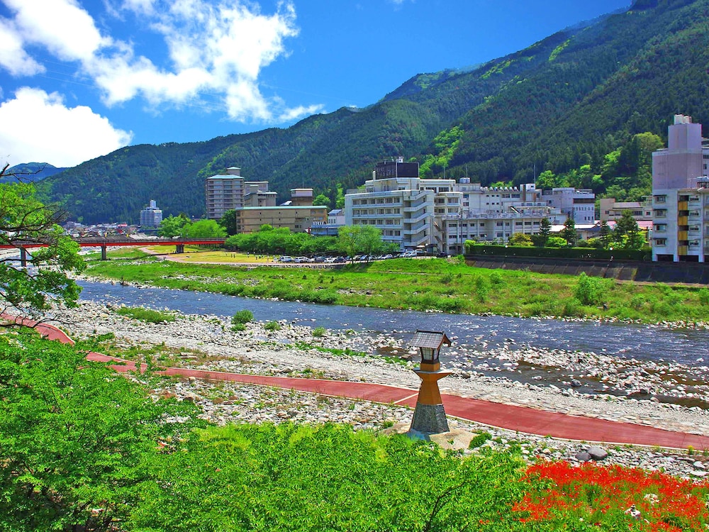 Gero Onsen Yukyunohana 41/50
