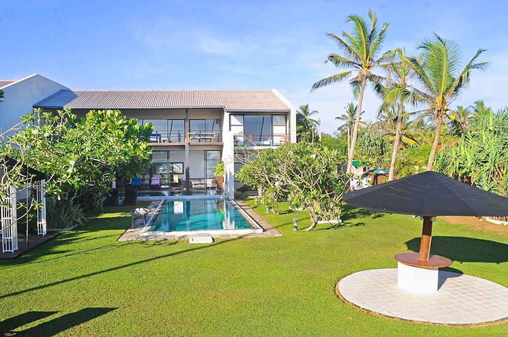 Mirissa Beach Villa 34/46