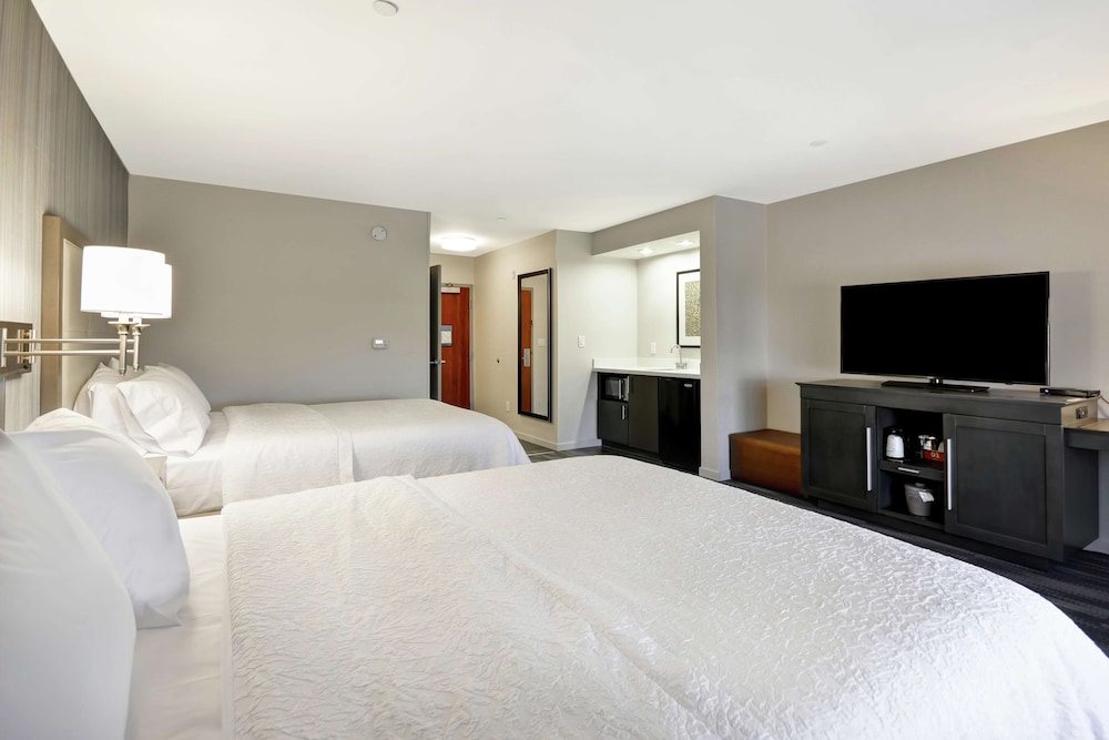 Hampton Inn And Suites Los Angeles Burbank Airport 12/42