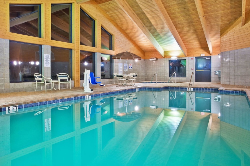University Inn Boiling Springs, NC 2/23